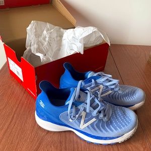 Women's New Balance 860 Running Sneakers